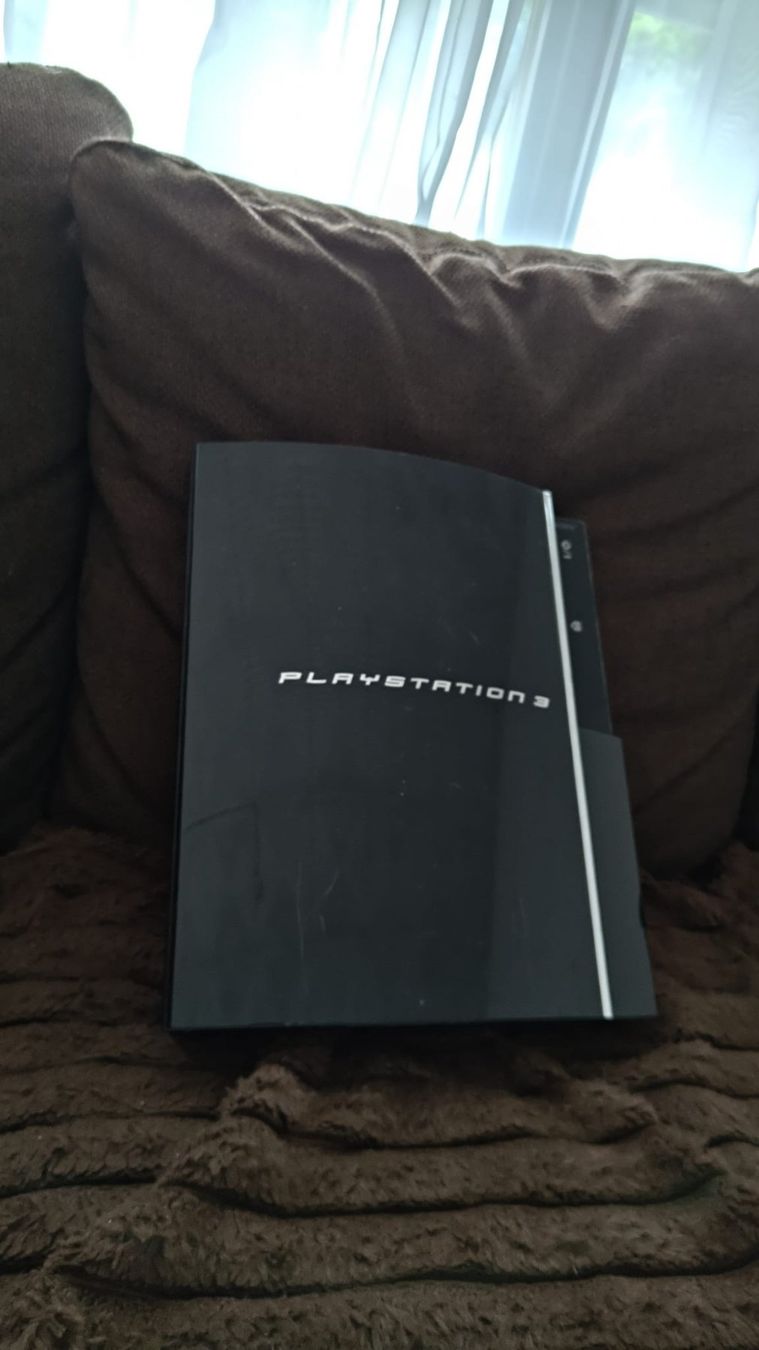 Sony Console: PlayStation 3 (PS3) rétrocompatible - État Impeccable – Usato da Vallorbe venduto da Almiii18 1