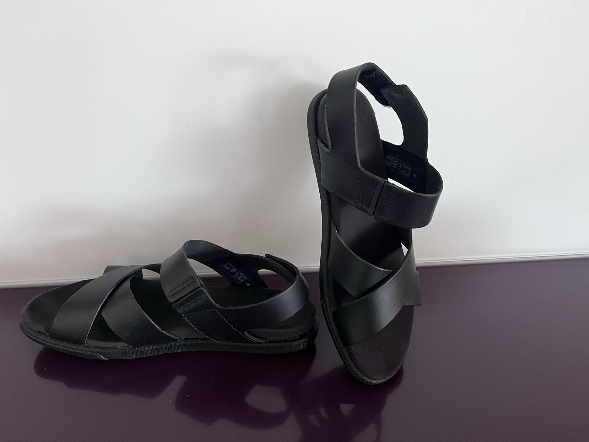 Scarpe da donna: Ecco Sandalen 39 schwarz neu – Nuovo (secondo la descrizione) da Pfäffikon ZH venduto da Solaria