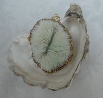 Pendentif corail, neuf