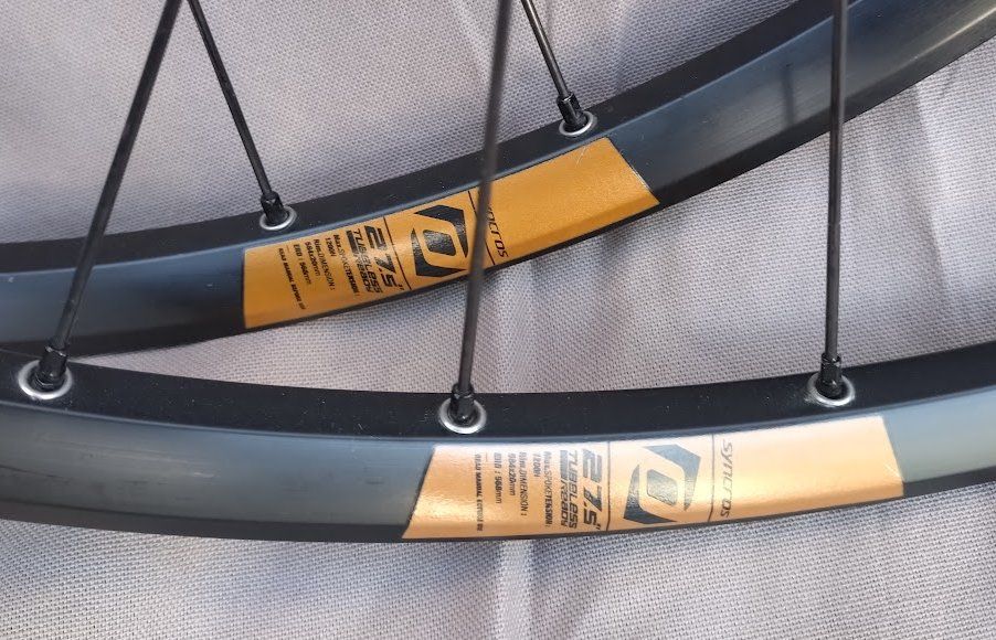 Syncros Pièces détachées: Laufradset 27.5 - Syncross XR 2.0 – D'occasion à Spiez par benardo 1