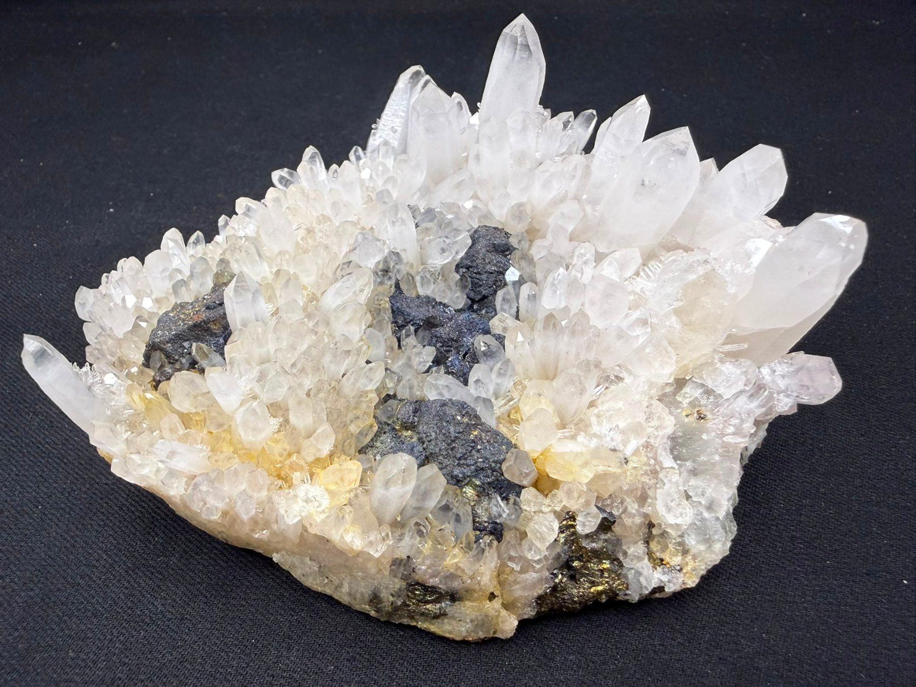 Minerali & Pietre curative: Arsenopyrit auf Quarz – Usato da Schinznach Bad venduto da Demerald 6