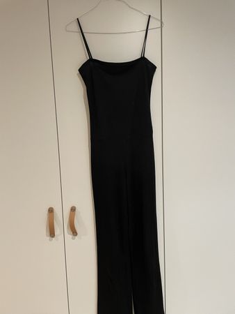 Schwarzer Jumpsuit von Parterre, Grösse M, Top Zustand!