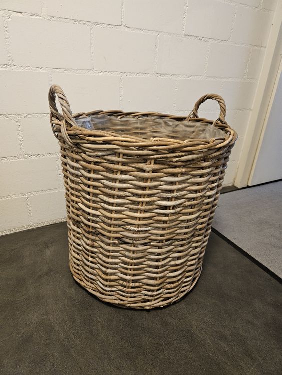 VILLCASE Geflochtener Pflanzkorb Aus Naturrattan – Handgefertigt, Braun, 20x20x12 Cm – Für Zimmerpflanzen, Deko & Aufbewahrung