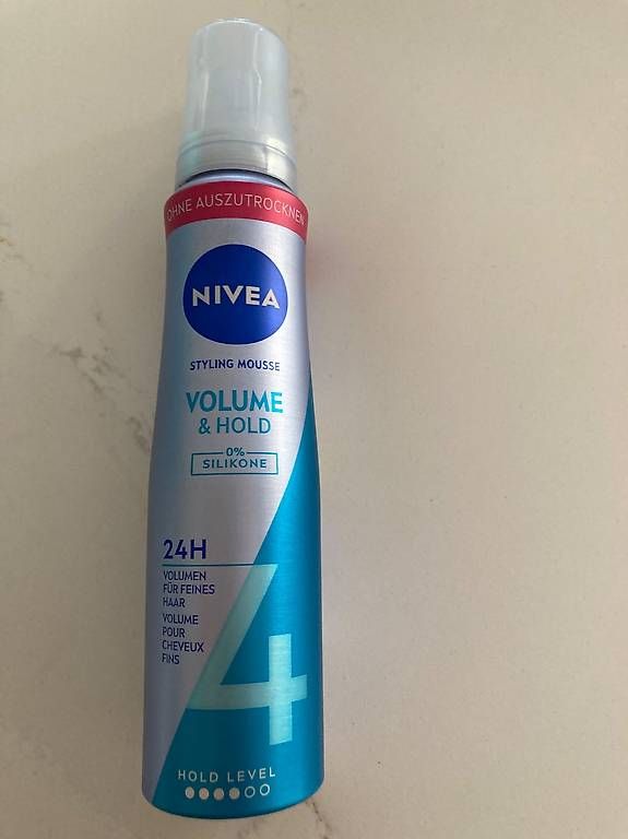Produits de soins capillaires: Styling Mousse neu! Strong und extra strong – D'occasion à Oberegg par Modetrend1a 1