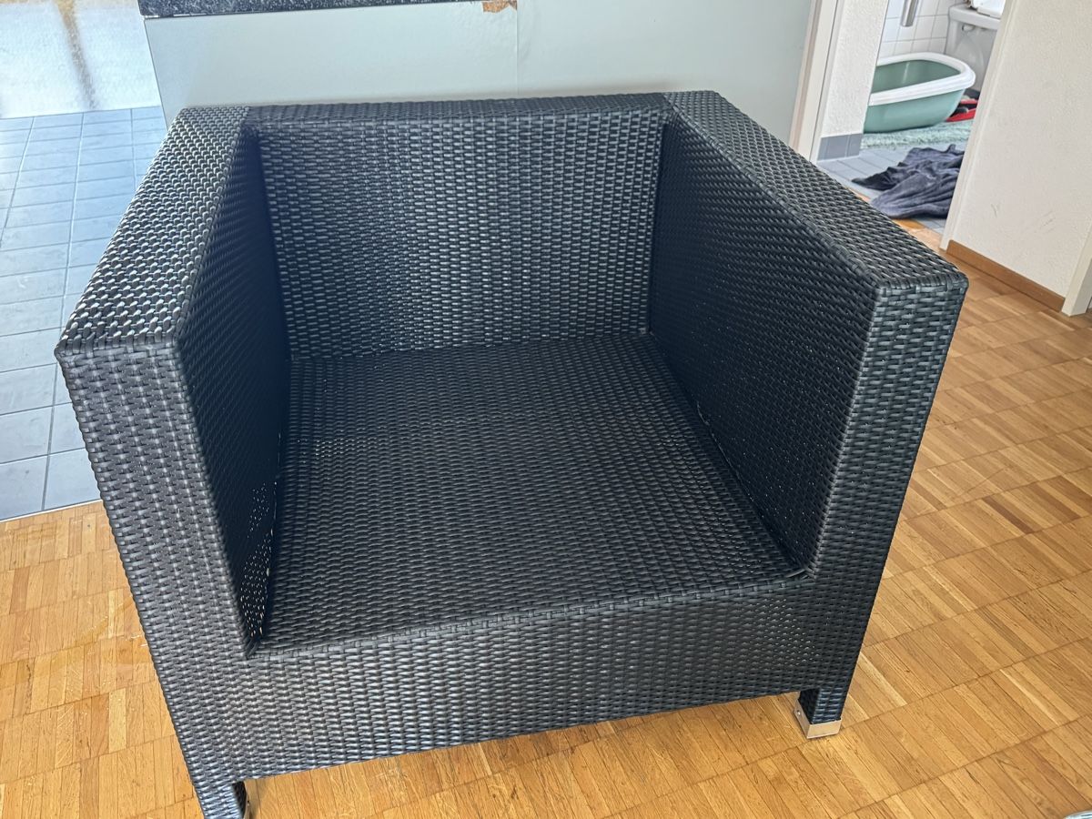 Sofas: Rattanlounge – Gebraucht aus Glattpark(Opfikon) von cherrytomate 2