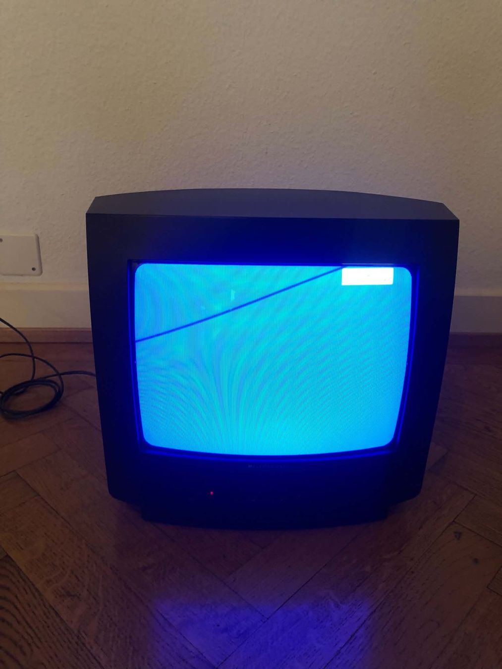 Televisori: Téléviseur Melectronic MTP 1400GR 135. – Usato da Nyon venduto da BrocBox 3
