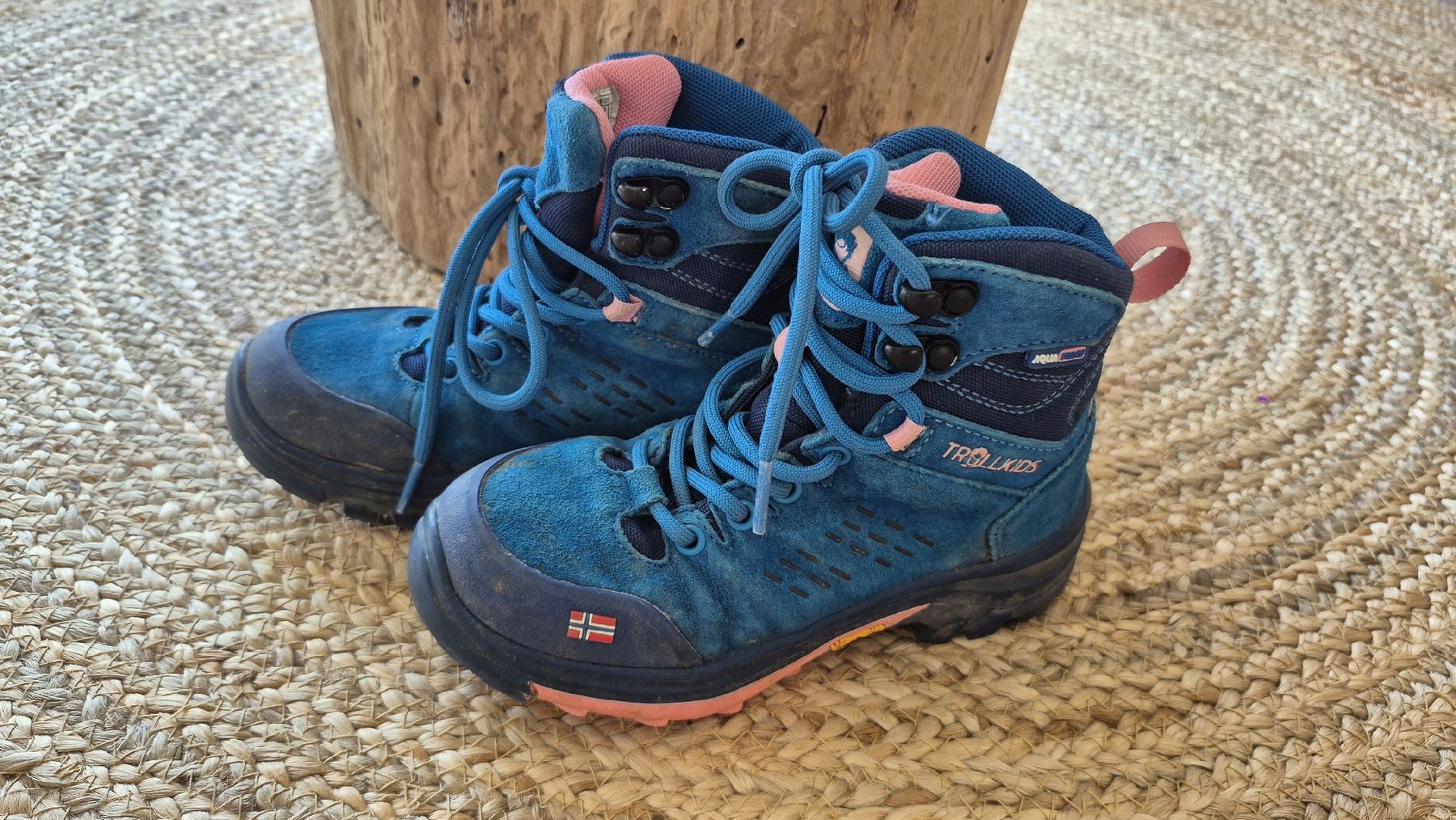 Scarpe per ragazze: Wanderschuh, Trolleys, 30 – Usato da Wädenswil venduto da Zuerichseegirl