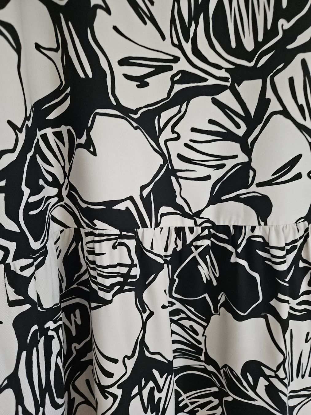 Opus Vestiti: Opus  Sommerkleid Gr. 34 👗 – Usato da Urdorf venduto da Colina 4