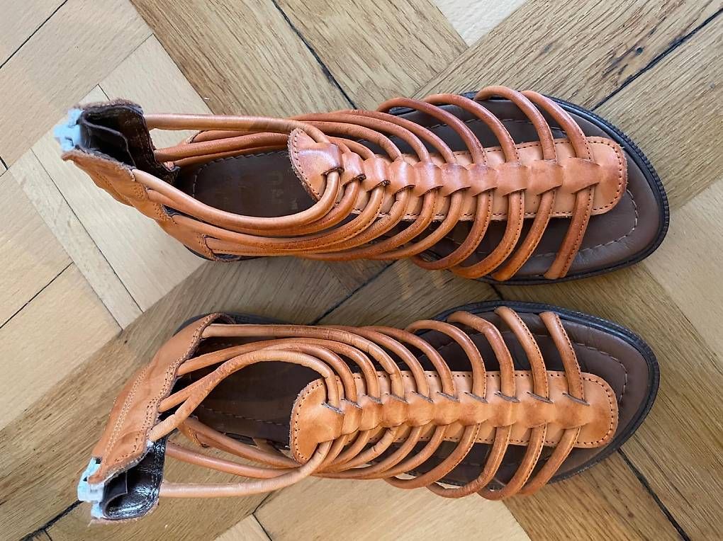 Scarpe per ragazze: Sandalen 34 – Usato da Zürich venduto da apfel018 1