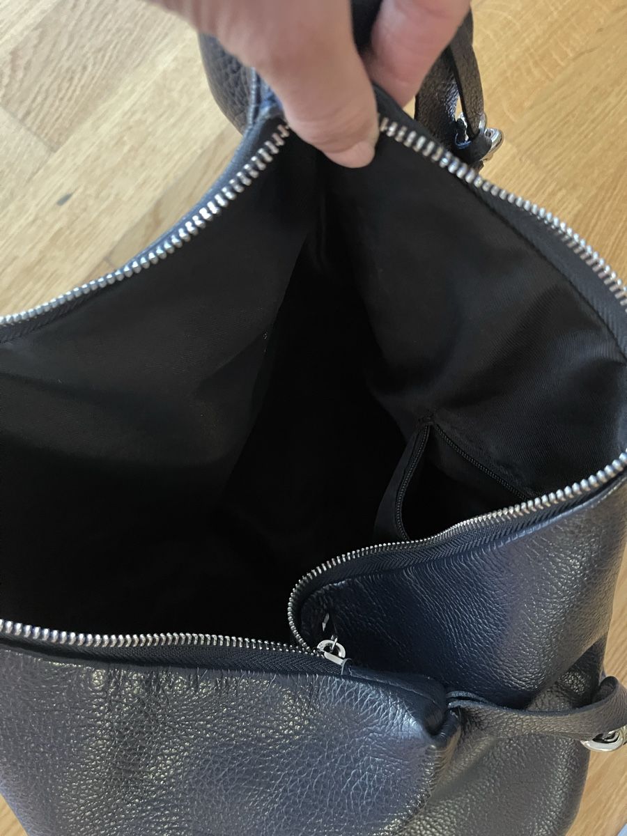 Borse da donna: Tasche/ Schwarze Ledertasche mit silberner Kette – Usato da Rüschlikon venduto da Lajniii 2