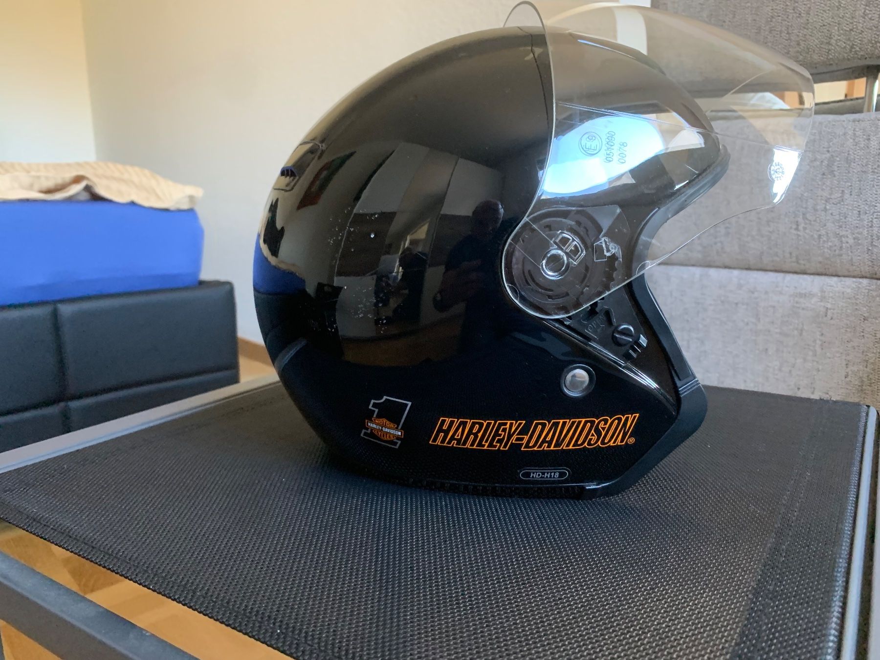 Harley-Davidson Caschi & visiere: Casque moto Harley Davidson – Nuovo (secondo la descrizione) da Versoix venduto da fer_x2wg 1