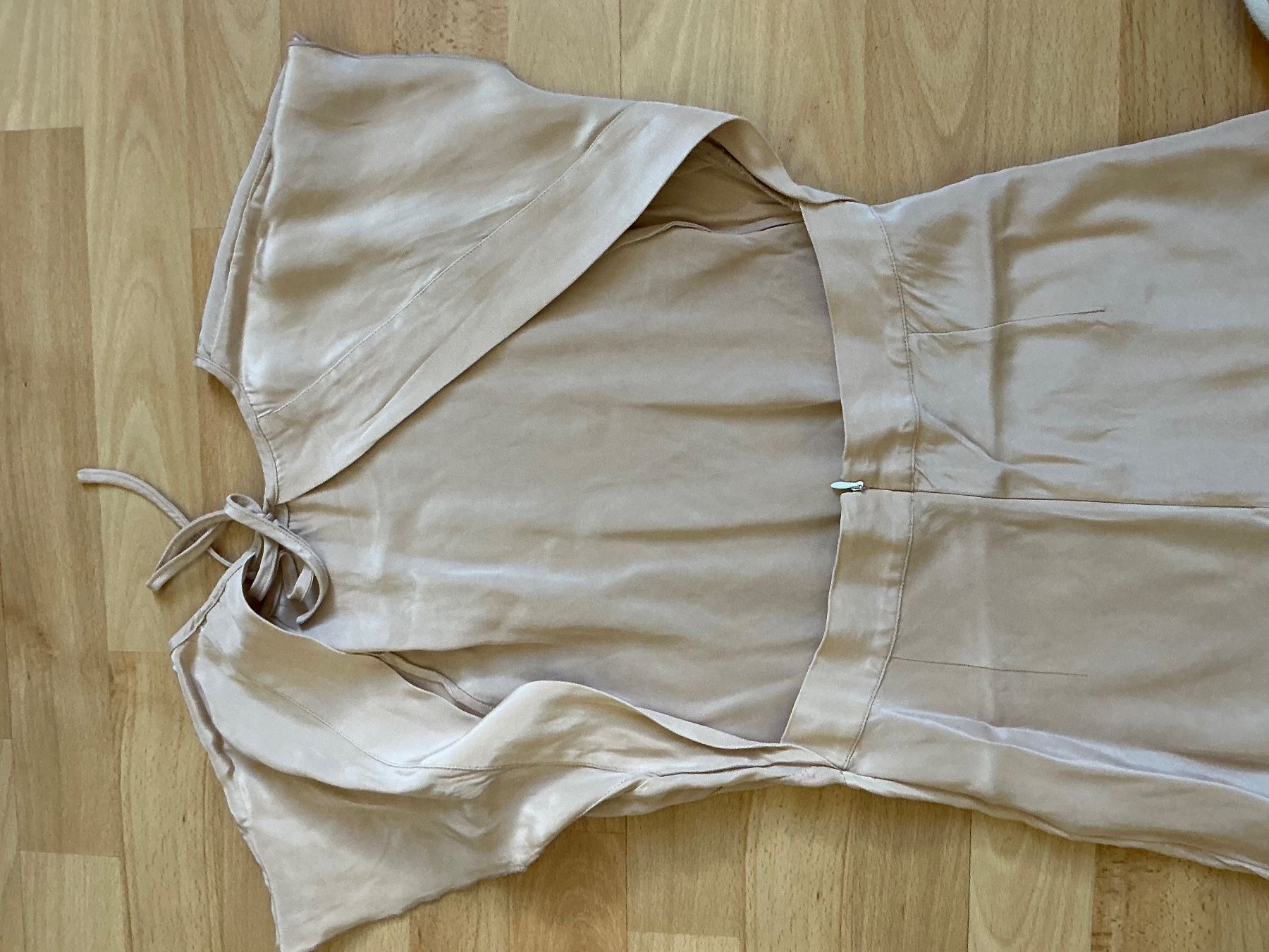 Robes: Kleid – Neuf (Voir description) à St.Gallen par nat_7n75 3