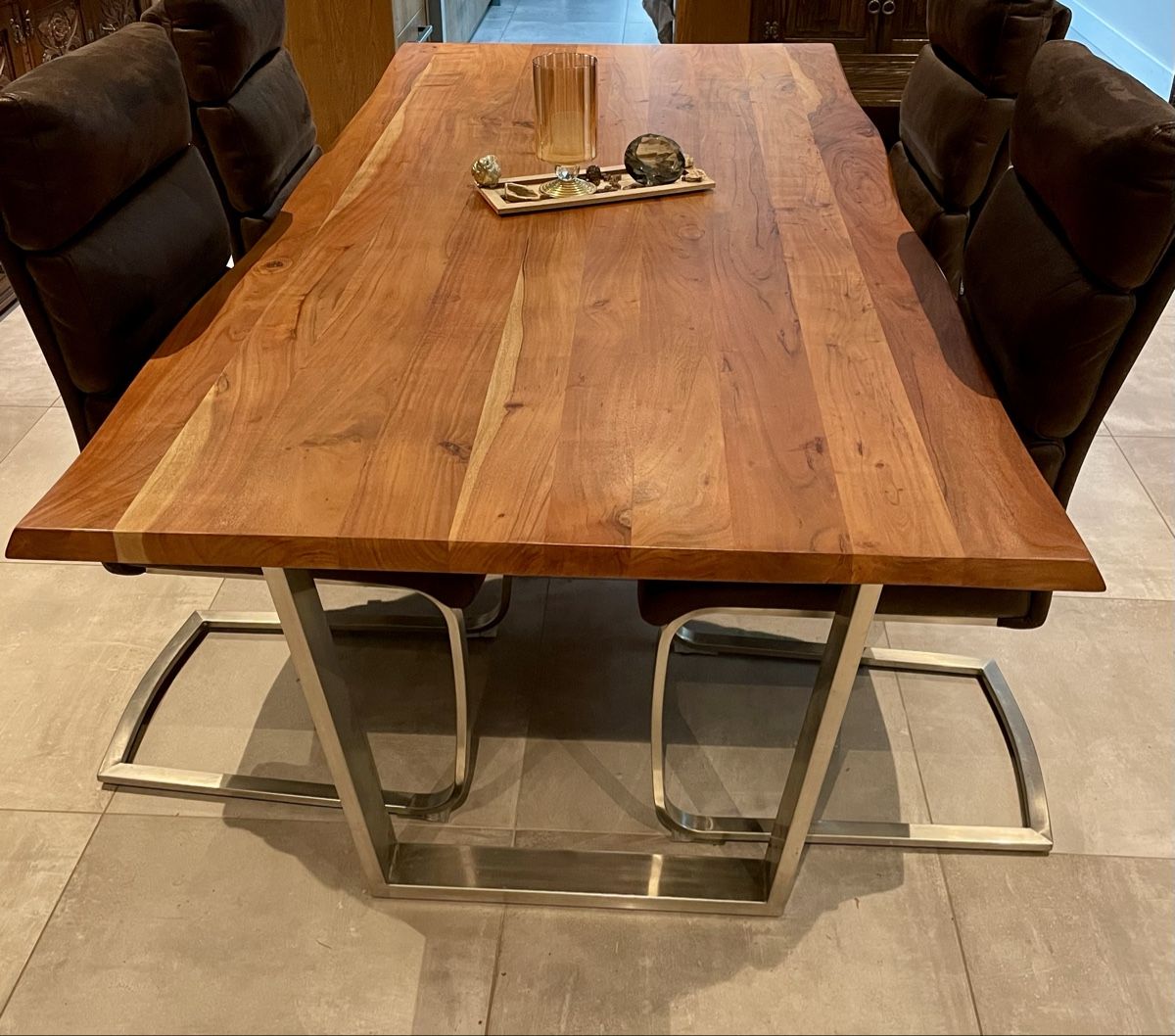 Tavoli: Massiver Akazien-Designertisch mit Baumkante – Usato da Schlossrued venduto da BeautifulMelody 5