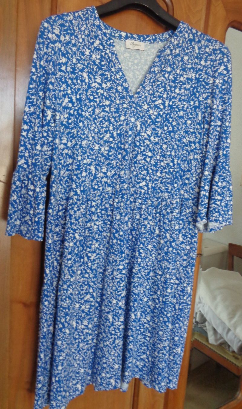 Vestiti: Kleid  Gr. 40/42 Boysen's – Usato da Bern venduto da Mobi98