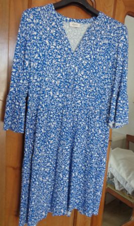 Kleid  Gr. 40/42 Boysen's