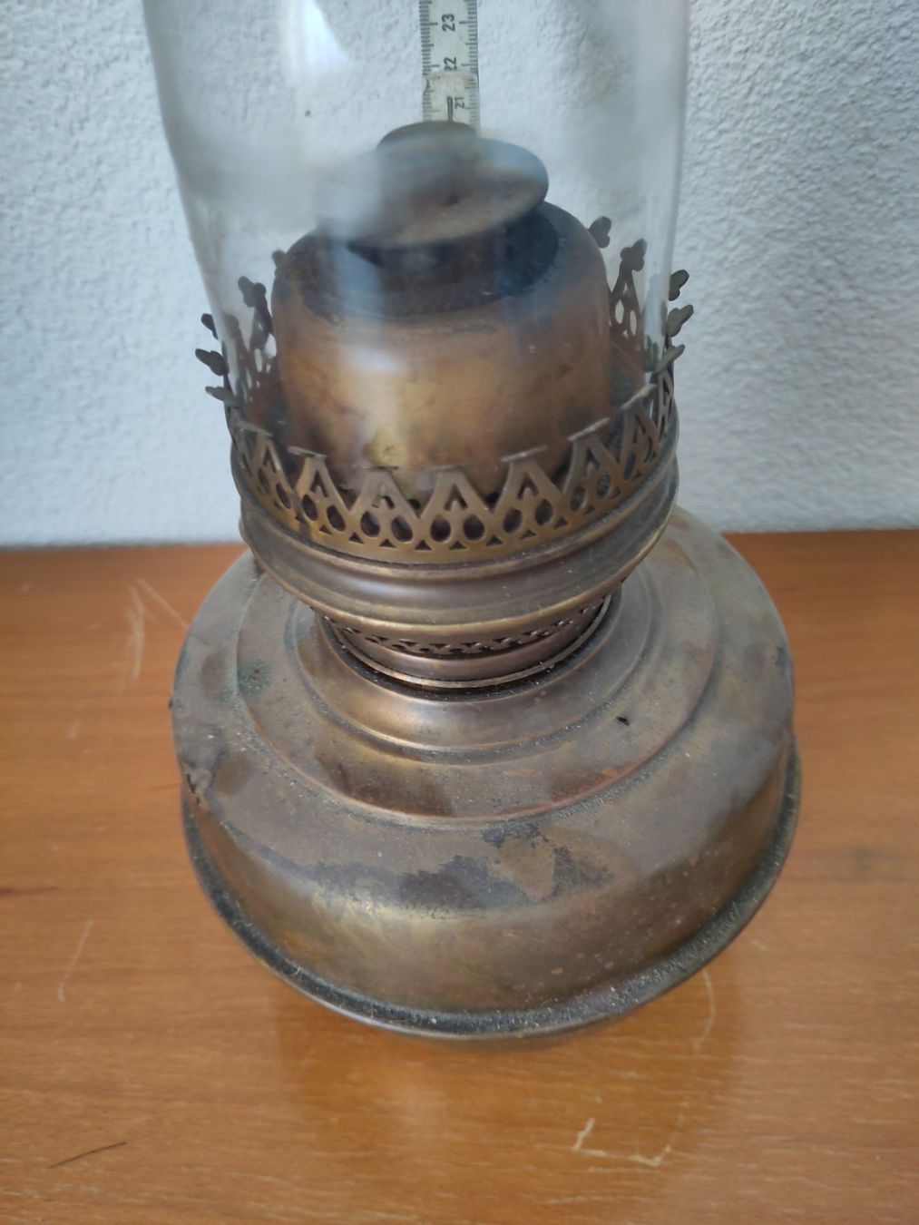 Lampade: Grosse antike und gut erhaltene Petrollampe – Usato da Oberbüren venduto da EBMA01 1