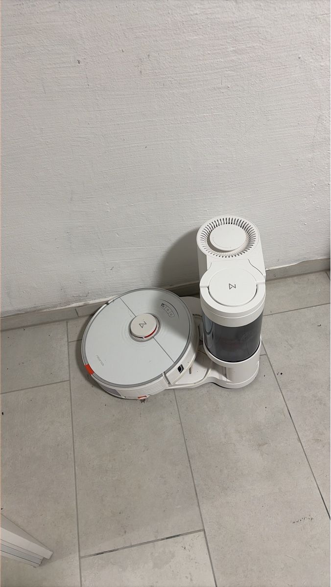 Aspirateurs & Accessoires: Robot vacuum cleaner – D'occasion à Zürich par yar_9pbj