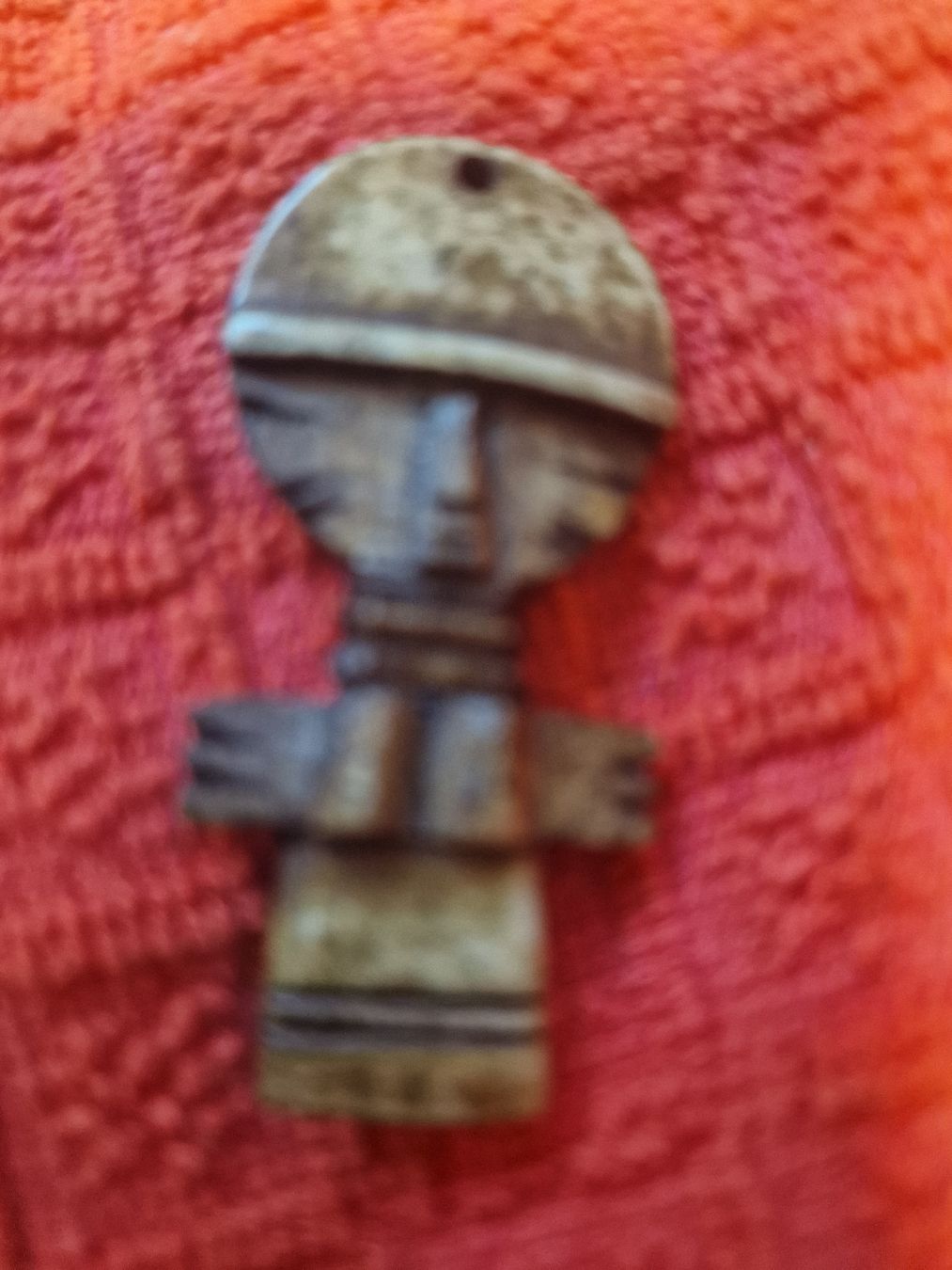 Ciondoli: Figurine Anhänger Knochen antik ethnisch – Usato da Weite venduto da Liane1973 1