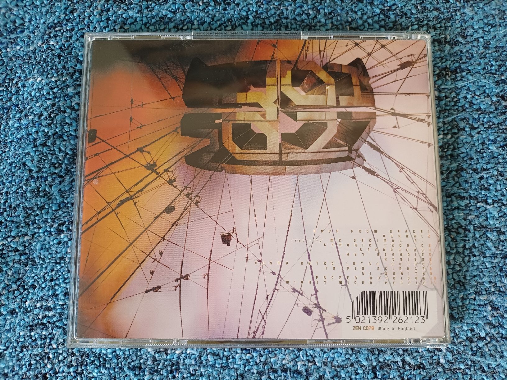 CD: Amon Tobin "Out from out Where" CD – Usato da Begnins venduto da Drastic-Sound 3