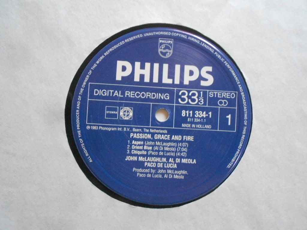 Vinyles: JOHN Mc LAUGHLIN  -  PASSION GRACE & FIRE – D'occasion à Bex par Giorgiob 3