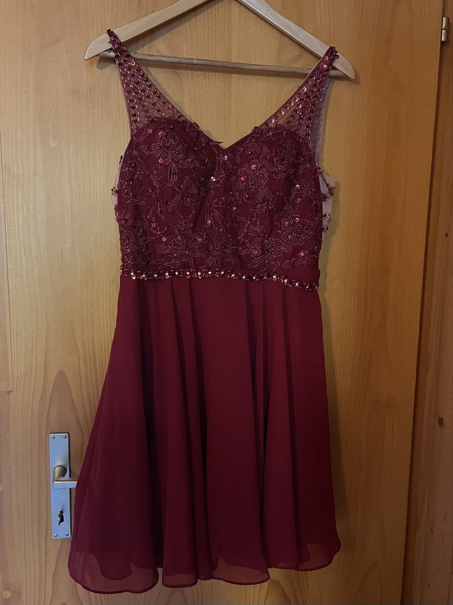 JJ’s House Vestiti: Kleid – Nuovo (secondo la descrizione) da Glarus venduto da chr_s287
