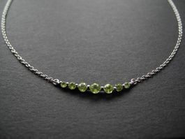 Kette 925  Silber mit echten  Peridotsteinen