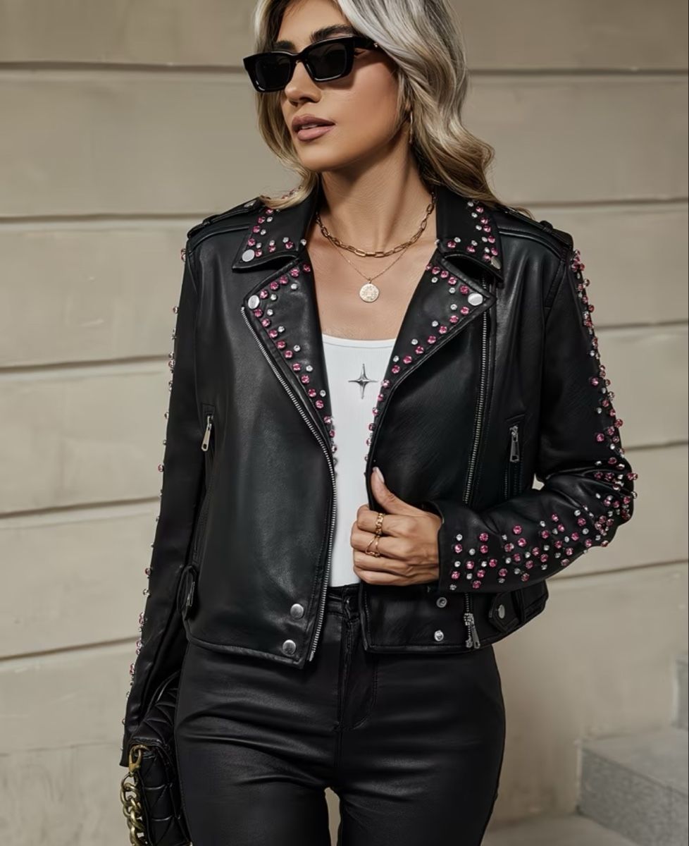 Giacche: Veste neuve - taille M – Nuovo e nell'imballaggio originale da Delémont venduto da Emi-98