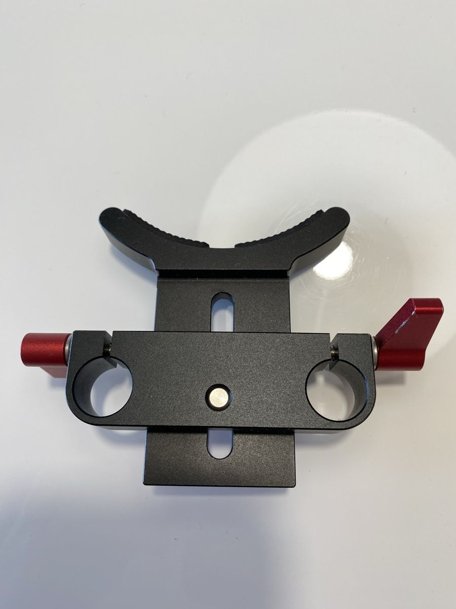 Altro in Decorazioni & Accessori: Support Objectif Camera Shoulder rig – Usato da Bottens venduto da 2Lens 1