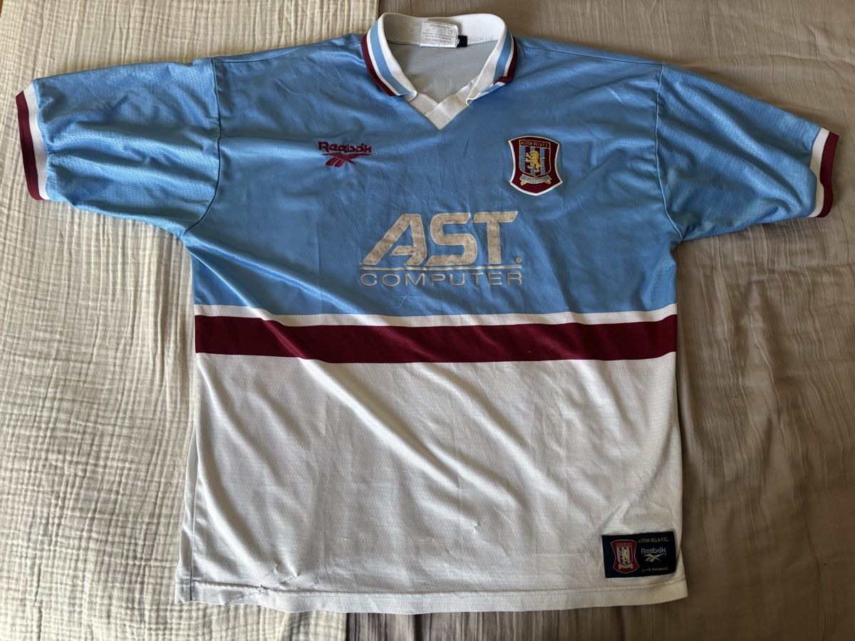 Reebok Leibchen & Hosen: Aston Villa n4 maillot – Gebraucht aus Le Grand-Saconnex von focamix
