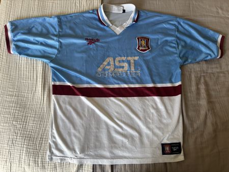 Aston Villa n4 maillot