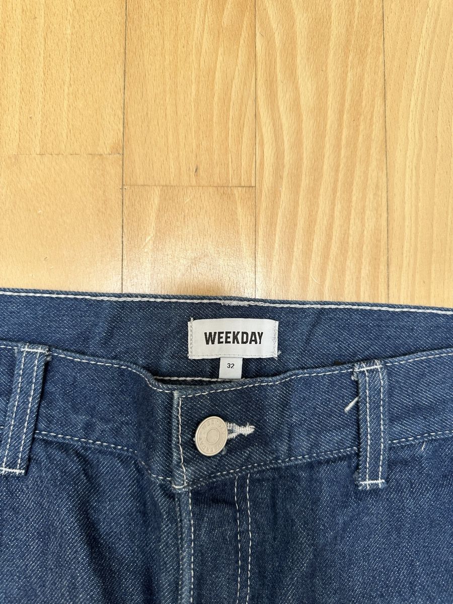 Weekday Pantaloni: Weekday Jeans Dunkelblau / Grösse 32 – Nuovo (secondo la descrizione) da Abtwil SG venduto da PauloDybala10 1