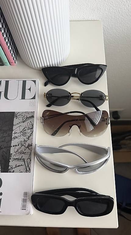 Lunettes & Verres: Vendo 5 occhiali al prezzo di 4 – D'occasion à Sessa par Thisisemma