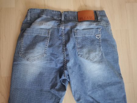 Jeans Please