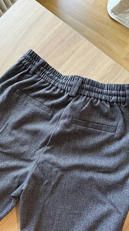 Hosen: Only Hose Grösse S – Gebraucht aus St. Gallen von ema_rcj6 2