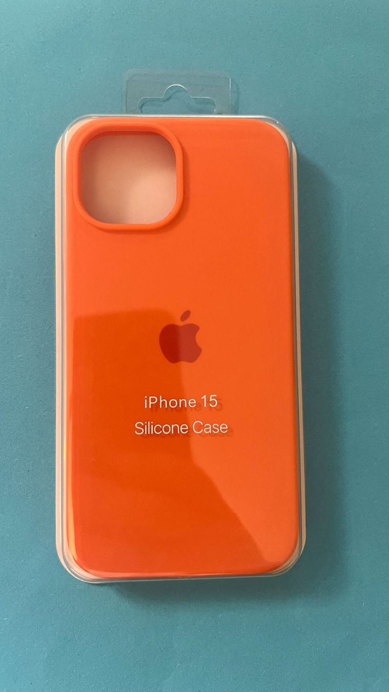 Cover & Protezioni schermo: Coque iPhone 15 \  iPhone 15 Hülle – Nuovo e nell'imballaggio originale da St-Cergue venduto da vpr_7v8g