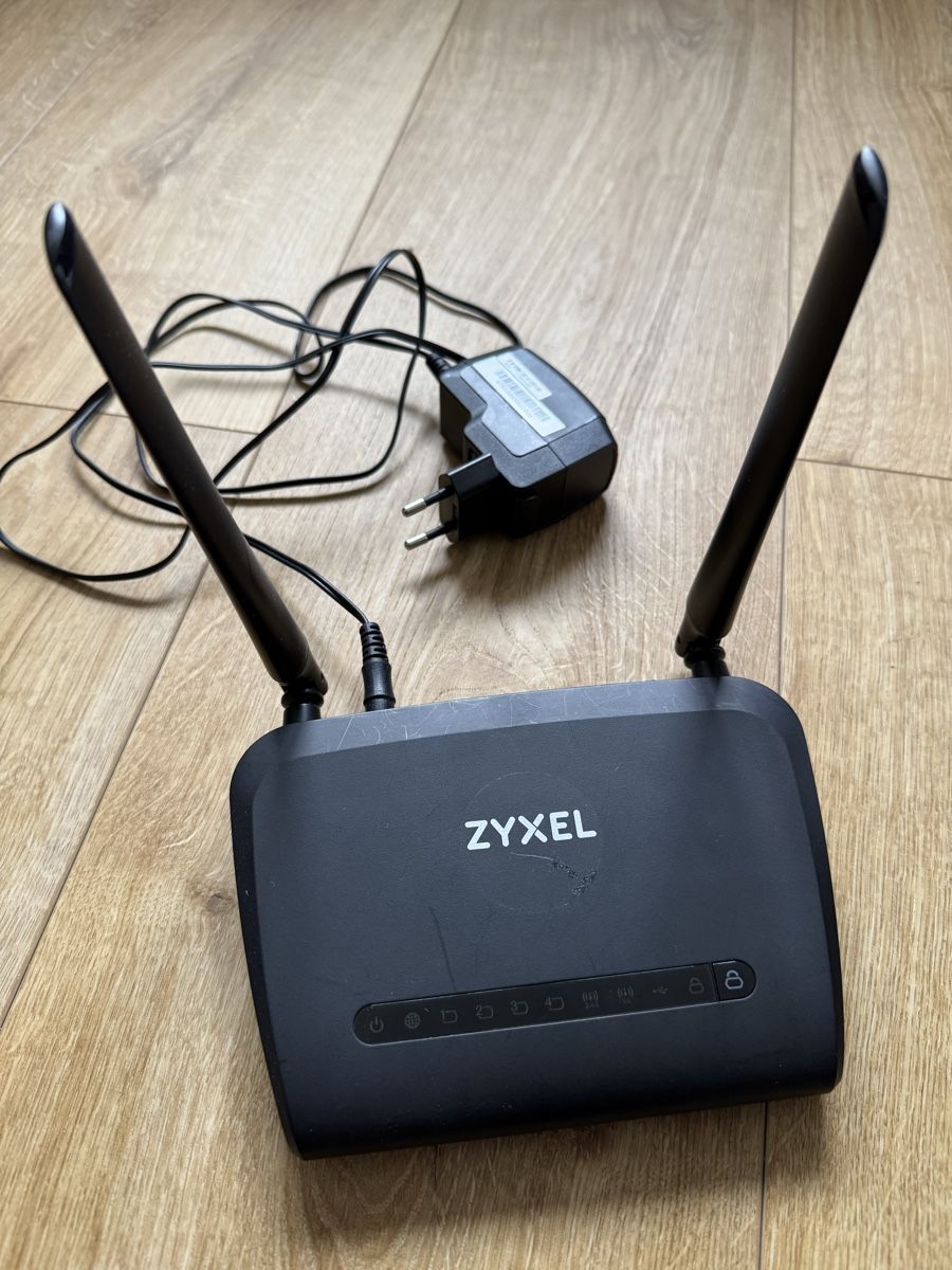 Zyxel Modem & Router: Zyxel Communications Corporation – Nuovo (secondo la descrizione) da Schübelbach venduto da Sambodscha