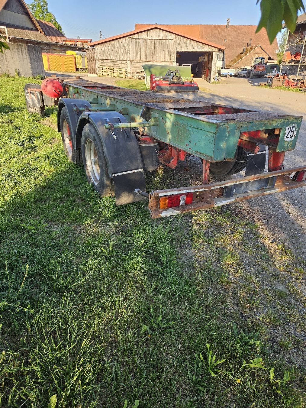 Anhänger: Anhängerchassis 3-Achsig  – Defekt aus Altikon von FMG678 2