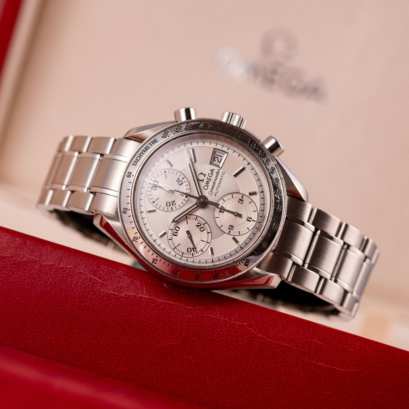 Omega Uhren: Omega Speedmaster Date / 3513.30 / 2002 / Full Set / Serv'25 – Gebraucht aus Luzern von PrimeSwissTime 2