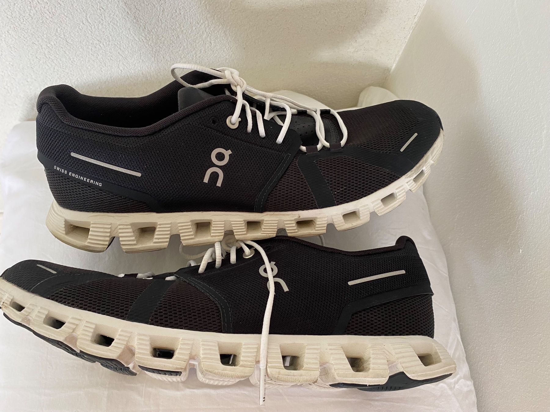 On Scarpe da uomo: ON CLOUD LAUFSCHUHE TOP ZUSTAND – Nuovo (secondo la descrizione) da Zürich venduto da Fashionparade 1