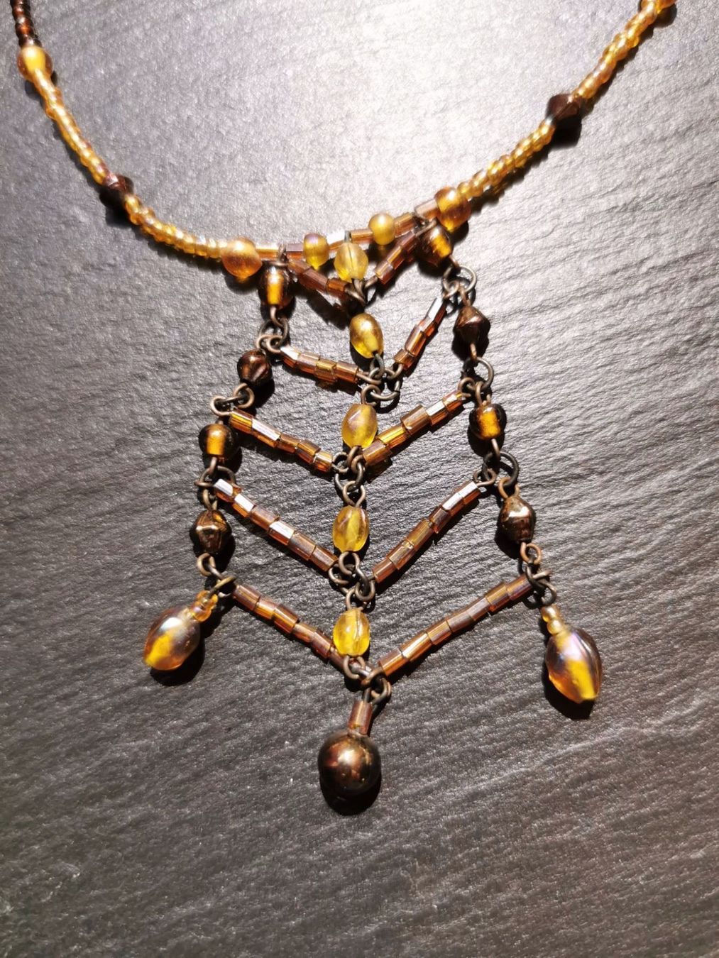 Colliers: Collier laiton et perles irisées – Neuf (Voir description) à Veyrier par Leilazizou 2