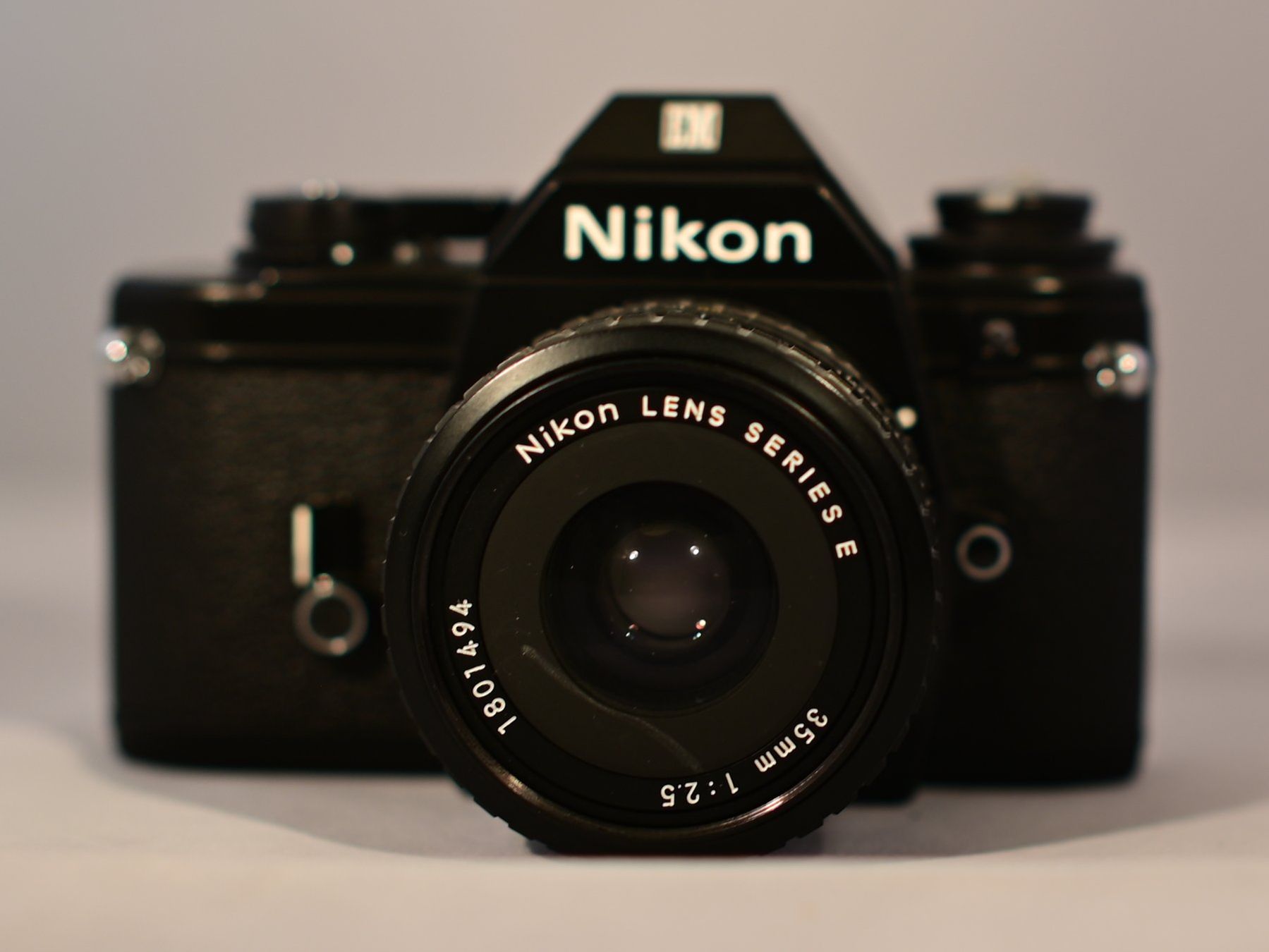Nikon Appareil photo: Nikon EM mit 35mm Objektiv – D'occasion à Uster par Stoessda 3