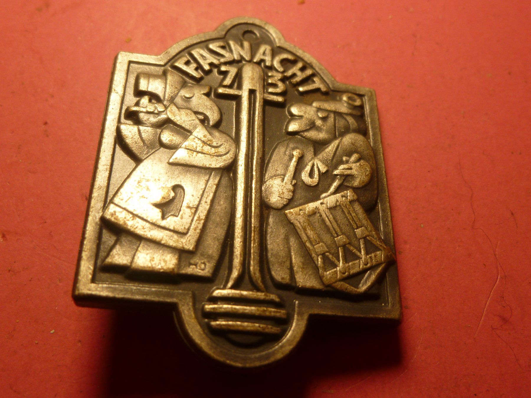 Placchette & Badge: BASEL 1973 SILBER – Usato da Ried (Muotathal) venduto da Mandarin02