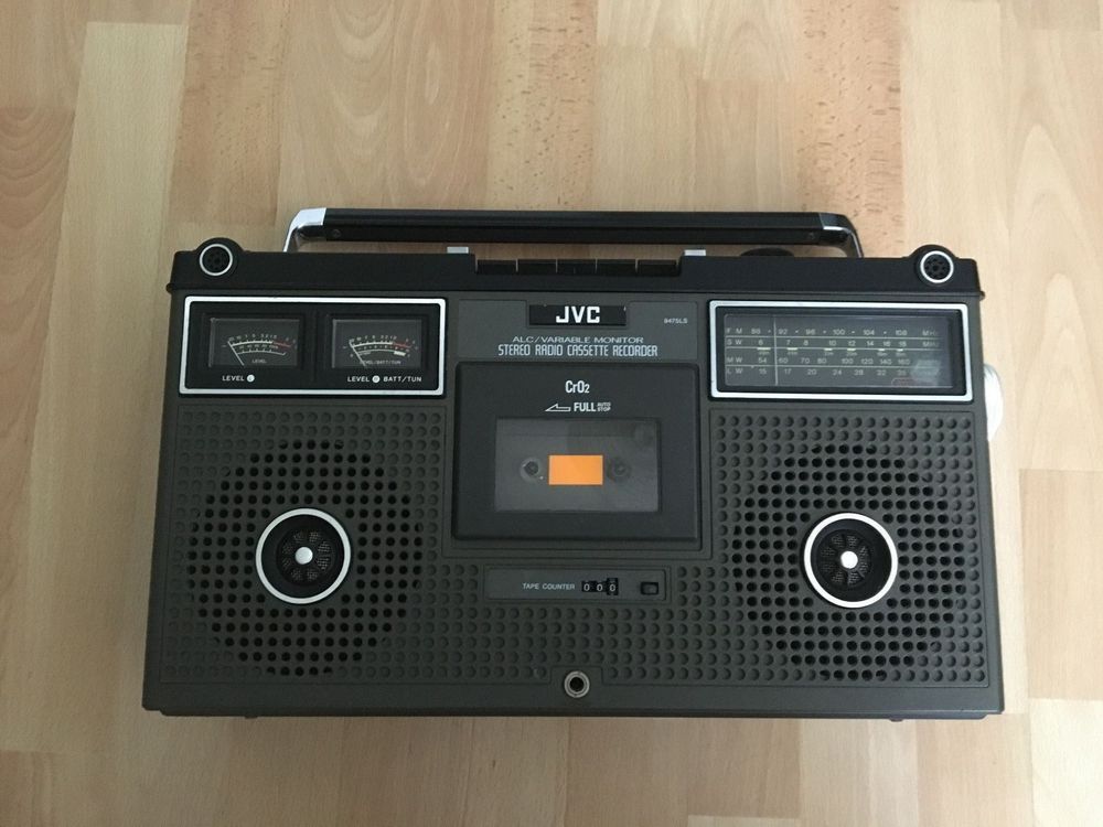JVC 9475 Radiorecorder, Ghettoblaster (Defekt) in Aarau für CHF 90 ...