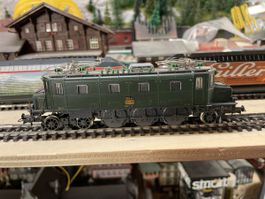 Fleischmann 4345 Elektrolokomotive 10647 grün guter Zustand