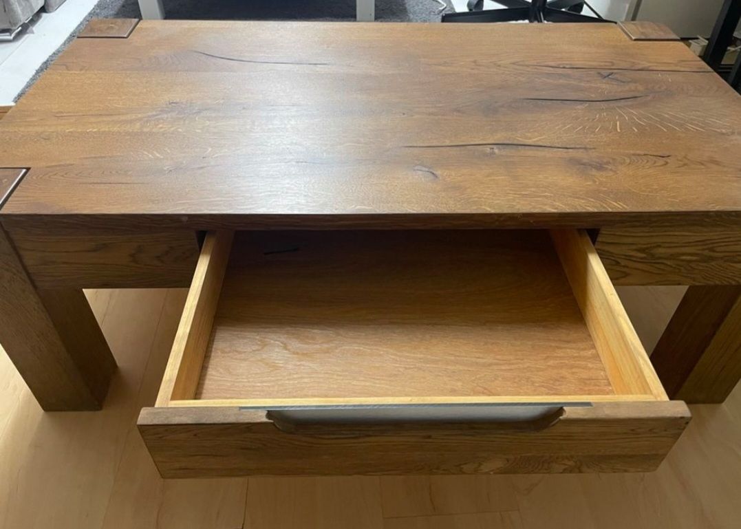 Tische: Massiver Eichenholz-Tisch, Top Zustand, Schublade! – Gebraucht aus Zürich von prontoxxx 2