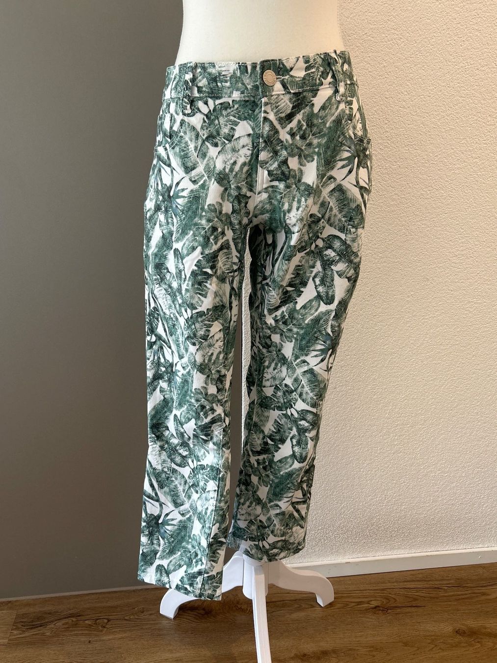 Pantaloni: Damenhose mit Muster von Multiblu Gr.38 – Nuovo (secondo la descrizione) da Brunnen venduto da Nala2929