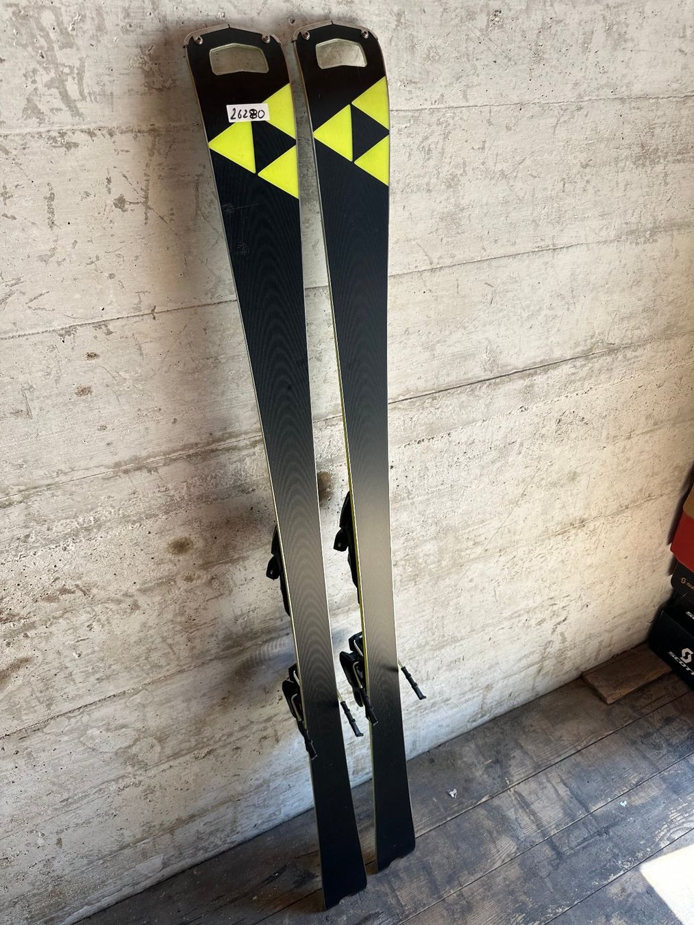 Fischer Skis: Fischer RC4 SC Ski 160CM – Gebraucht aus Emmenbrücke von karkarkar 4