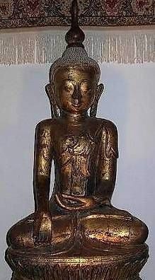 Figuren: Antiker Buddha – Gebraucht aus Waltensburg/Vuorz von Buddhas