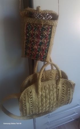 Sac à main + Portable de Madagascar en Raphia-Handy Tasche