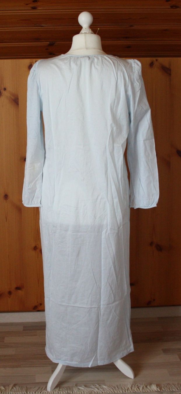 Negligees & Pigiami: Nachthemd mit hübscher Spitze CALIDA hellblau Gr. M – Difettoso da Flüelen venduto da Diversicum-Vintage 4